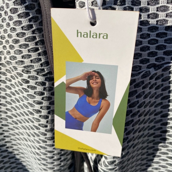 NWT Women’s XS Halara padded bra athletic jumpsuit romper adjustable straps - Picture 8 of 8